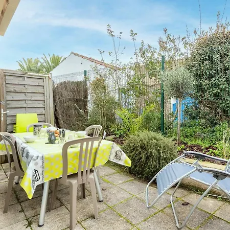 Maison Pour 6 - - Terrasse Holiday home *